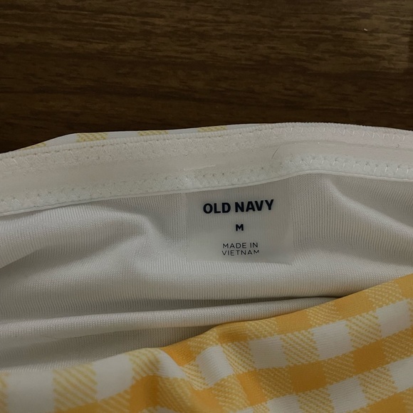 Old navy swim bandeau top - Picture 3 of 4